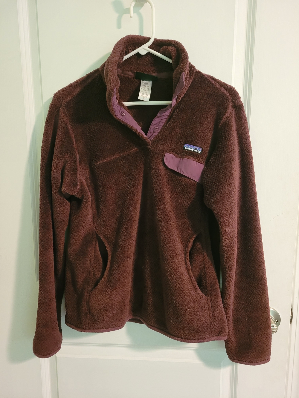 Patagonia Women's Fleece Pullover - Plum with Lighter Plum Trim
